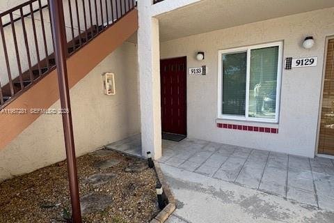 Apartamento en alquiler en Miami, Florida, 2 dormitorios, 97.08 m2 № 2018024 - foto 2