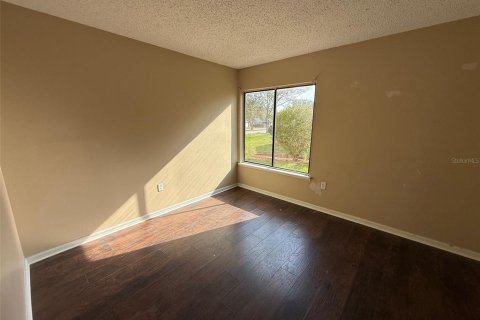 Casa en venta en Weeki Wachee, Florida, 4 dormitorios, 165.37 m2 № 2102226 - foto 9