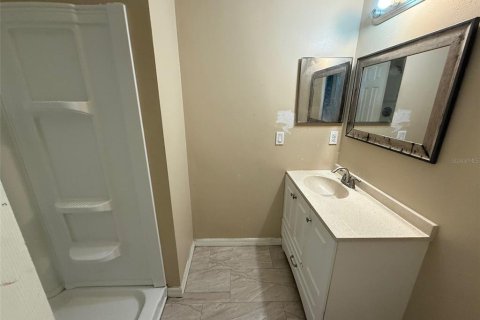 Casa en venta en Weeki Wachee, Florida, 4 dormitorios, 165.37 m2 № 2102226 - foto 8