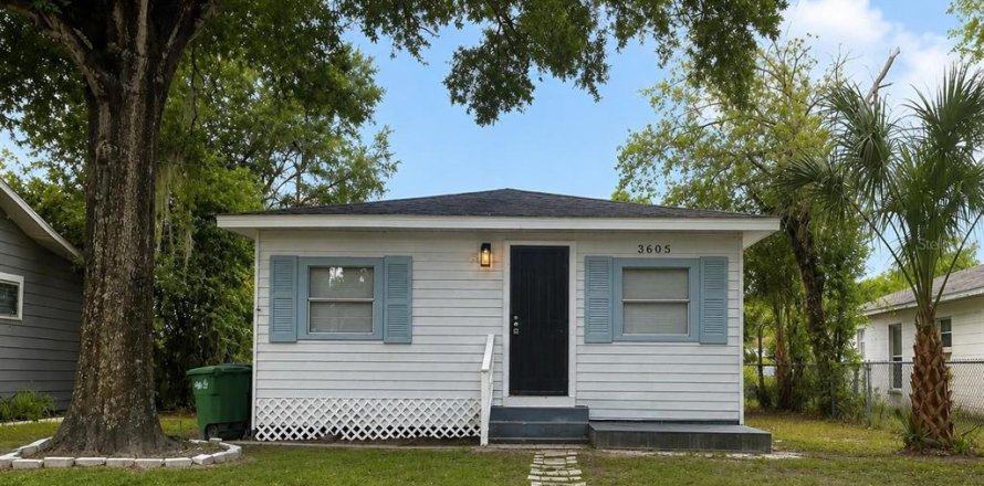 Villa ou maison à Tampa, Floride 3 chambres, 69.49 m2 № 2329519