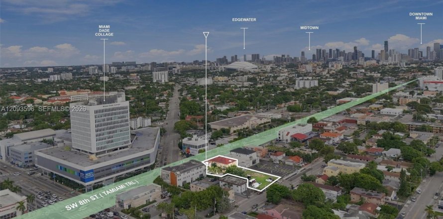 Commercial property in Miami, Florida № 2392978