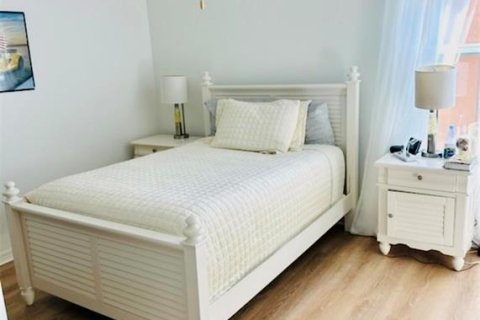 Casa en venta en Wesley Chapel, Florida, 5 dormitorios, 221.94 m2 № 1787487 - foto 11
