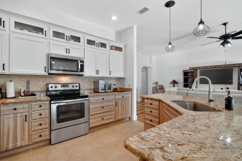 Casa en venta en The Villages, Florida, 3 dormitorios, 153.47 m2 № 1912512 - foto 16