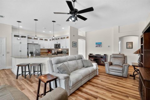 Casa en venta en The Villages, Florida, 3 dormitorios, 153.47 m2 № 1912512 - foto 15