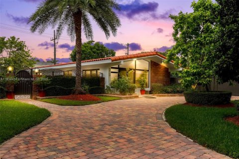 Villa ou maison à louer à Miami, Floride: 3 chambres, 157.75 m2 № 1816342 - photo 27