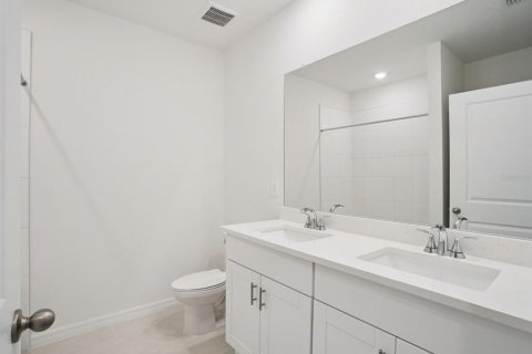 Casa en venta en Brooksville, Florida, 4 dormitorios, 149.29 m2 № 2258822 - foto 8