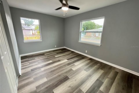 Casa en alquiler en Saint Petersburg, Florida, 4 dormitorios, 145.86 m2 № 1853790 - foto 20
