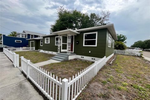 Casa en alquiler en Saint Petersburg, Florida, 4 dormitorios, 145.86 m2 № 1853790 - foto 27