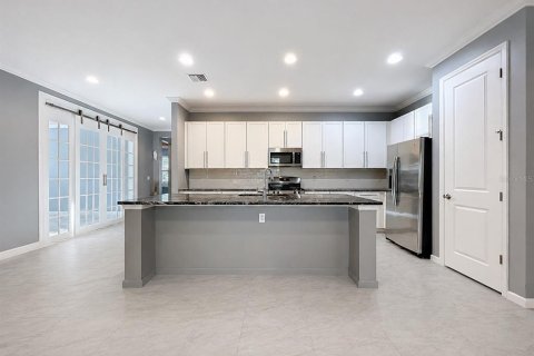 Купить виллу или дом в Деланд, Флорида 8 комнат, 221.76м2, № 2222463 - фото 22