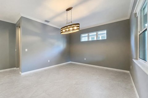 Купить виллу или дом в Деланд, Флорида 8 комнат, 221.76м2, № 2222463 - фото 30