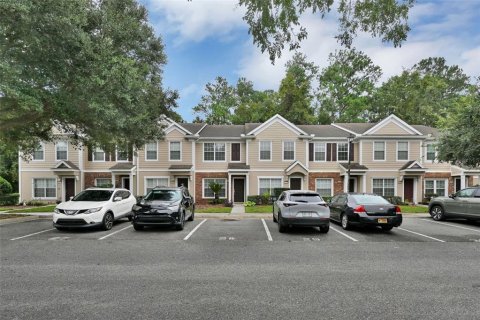 Townhouse in Jacksonville, Florida 2 bedrooms, 115.94 sq.m. № 2386372 - photo 3