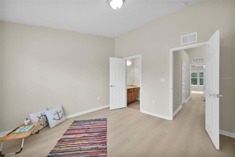 Townhouse in Jacksonville, Florida 2 bedrooms, 115.94 sq.m. № 2386372 - photo 20