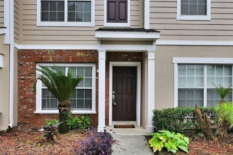 Townhouse in Jacksonville, Florida 2 bedrooms, 115.94 sq.m. № 2386372 - photo 4