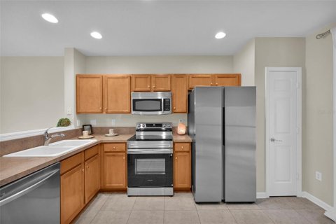 Townhouse in Jacksonville, Florida 2 bedrooms, 115.94 sq.m. № 2386372 - photo 13