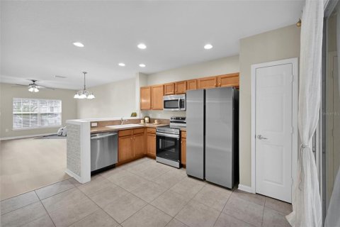 Townhouse in Jacksonville, Florida 2 bedrooms, 115.94 sq.m. № 2386372 - photo 16