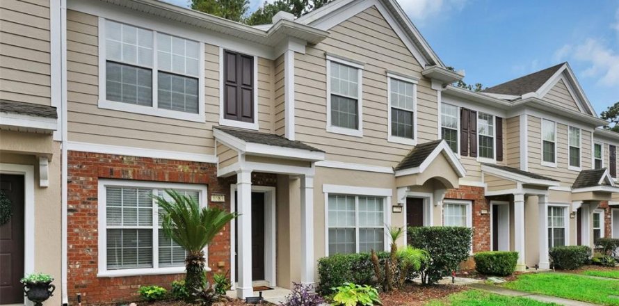 Townhouse in Jacksonville, Florida 2 bedrooms, 115.94 sq.m. № 2386372