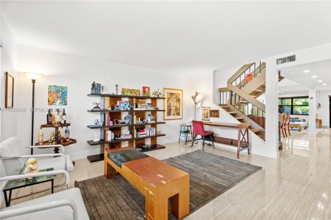 Touwnhouse à vendre à Hollywood, Floride: 3 chambres, 170.01 m2 № 2035231 - photo 14