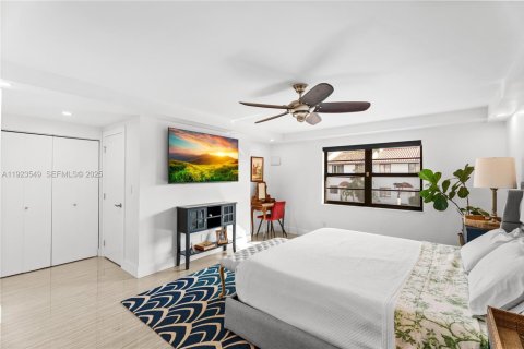 Touwnhouse à vendre à Hollywood, Floride: 3 chambres, 170.01 m2 № 2035231 - photo 8