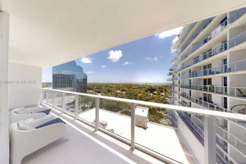 Condo in Miami, Florida, 1 bedroom  № 1960114 - photo 10