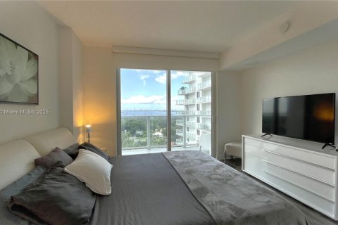 Condo in Miami, Florida, 1 bedroom  № 1960114 - photo 14