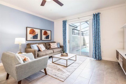 Adosado en venta en Kissimmee, Florida, 4 dormitorios, 177.81 m2 № 1902147 - foto 6