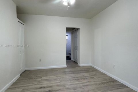 Appartement à louer à Miami, Floride: 1 chambre, 51.56 m2 № 2029099 - photo 8