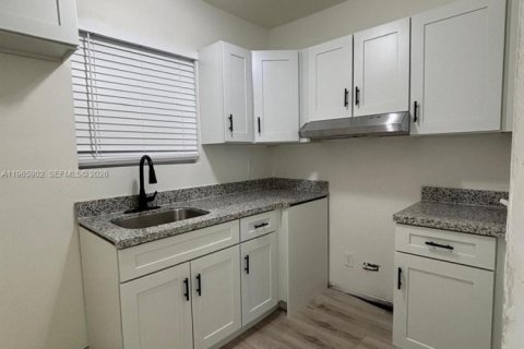 Appartement à louer à Miami, Floride: 1 chambre, 51.56 m2 № 2029099 - photo 9