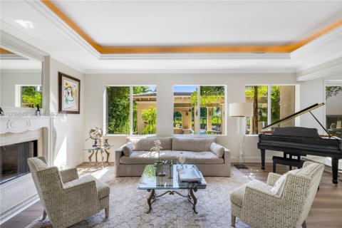 Villa ou maison à vendre à Coral Gables, Floride: 5 chambres, 535.58 m2 № 2424995 - photo 12