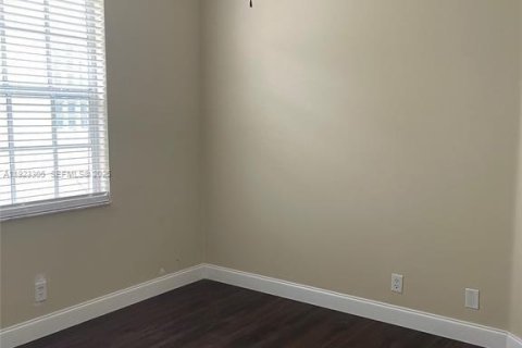 Casa en venta en Coral Springs, Florida, 3 dormitorios, 175.03 m2 № 1982058 - foto 11