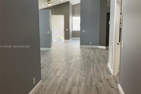 Casa en venta en Coral Springs, Florida, 3 dormitorios, 175.03 m2 № 1982058 - foto 4