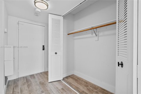 Снять в аренду кондоминиум в Санни-Айлс-Бич, Флорида 55.28м2, № 2005931 - фото 12