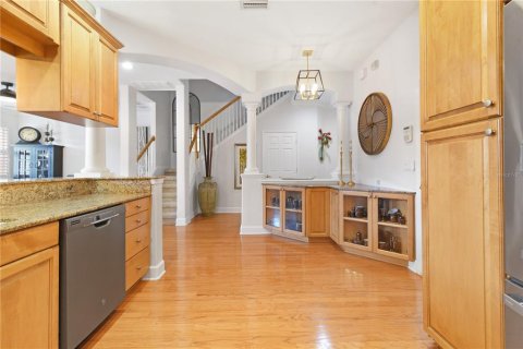 Townhouse in Palm Harbor, Florida 3 bedrooms, 175.68 sq.m. № 2196026 - photo 9