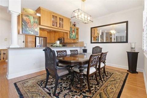 Townhouse in Palm Harbor, Florida 3 bedrooms, 175.68 sq.m. № 2196026 - photo 10