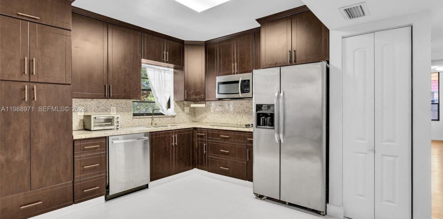 Condo à Miami, Floride, 2 chambres № 2050972