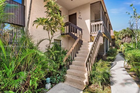 Copropriété à louer à Miami, Floride: 2 chambres, 130.06 m2 № 2050972 - photo 3