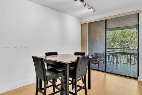 Copropriété à louer à Miami, Floride: 2 chambres, 130.06 m2 № 2050972 - photo 9