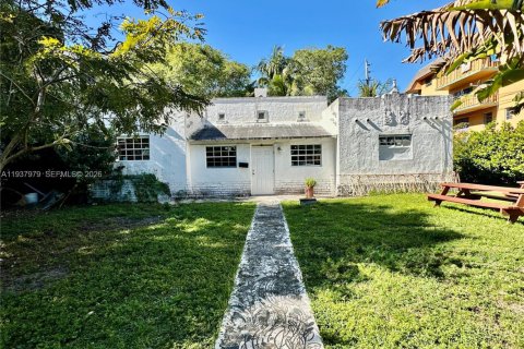 Купить виллу или дом в Норт-Майами, Флорида 3 спальни, 187.66м2, № 1995917 - фото 3