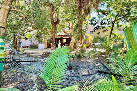 Купить виллу или дом в Норт-Майами, Флорида 3 спальни, 187.66м2, № 1995917 - фото 10