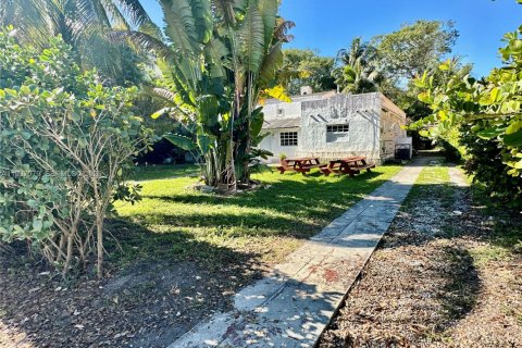 Купить виллу или дом в Норт-Майами, Флорида 3 спальни, 187.66м2, № 1995917 - фото 1