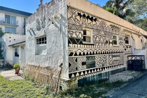 Купить виллу или дом в Норт-Майами, Флорида 3 спальни, 187.66м2, № 1995917 - фото 6