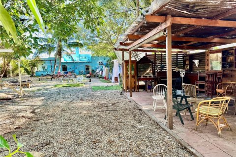 Купить виллу или дом в Норт-Майами, Флорида 3 спальни, 187.66м2, № 1995917 - фото 13