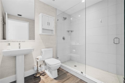 Condominio en venta en Miami, Florida, 2 dormitorios, 107.95 m2 № 1863303 - foto 24