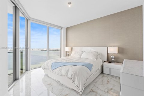 Condominio en venta en Miami, Florida, 2 dormitorios, 107.95 m2 № 1863303 - foto 12