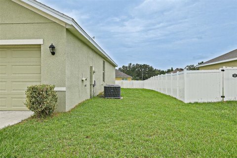 House in Belleview, Florida 4 bedrooms, 193.79 sq.m. № 1844493 - photo 8