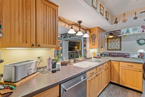 Casa en venta en Palm Harbor, Florida, 4 dormitorios, 216.18 m2 № 1828558 - foto 22