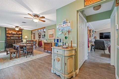 Casa en venta en Palm Harbor, Florida, 4 dormitorios, 216.18 m2 № 1828558 - foto 12