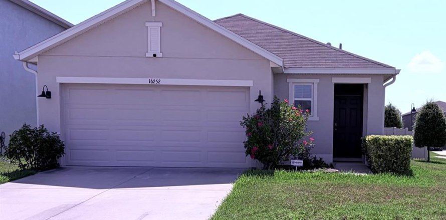 Villa ou maison à Odessa, Floride 3 chambres, 140.84 m2 № 2217653