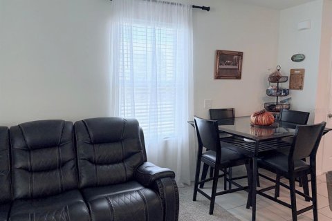 Villa ou maison à vendre à Odessa, Floride: 3 chambres, 140.84 m2 № 2217653 - photo 14