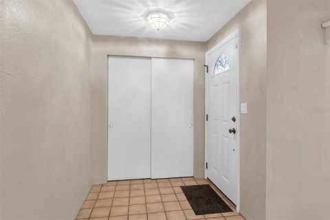 House in Seminole, Florida 3 bedrooms, 149.2 sq.m. № 2414107 - photo 6