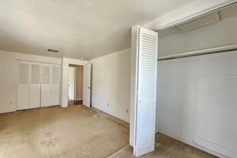 Appartement à louer à Tampa, Floride: 2 chambres, 1521.18 m2 № 1850134 - photo 11